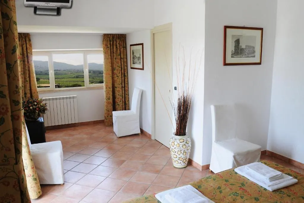 Tenuta Di Pietra Porzia Monte Porzio Catone Country house